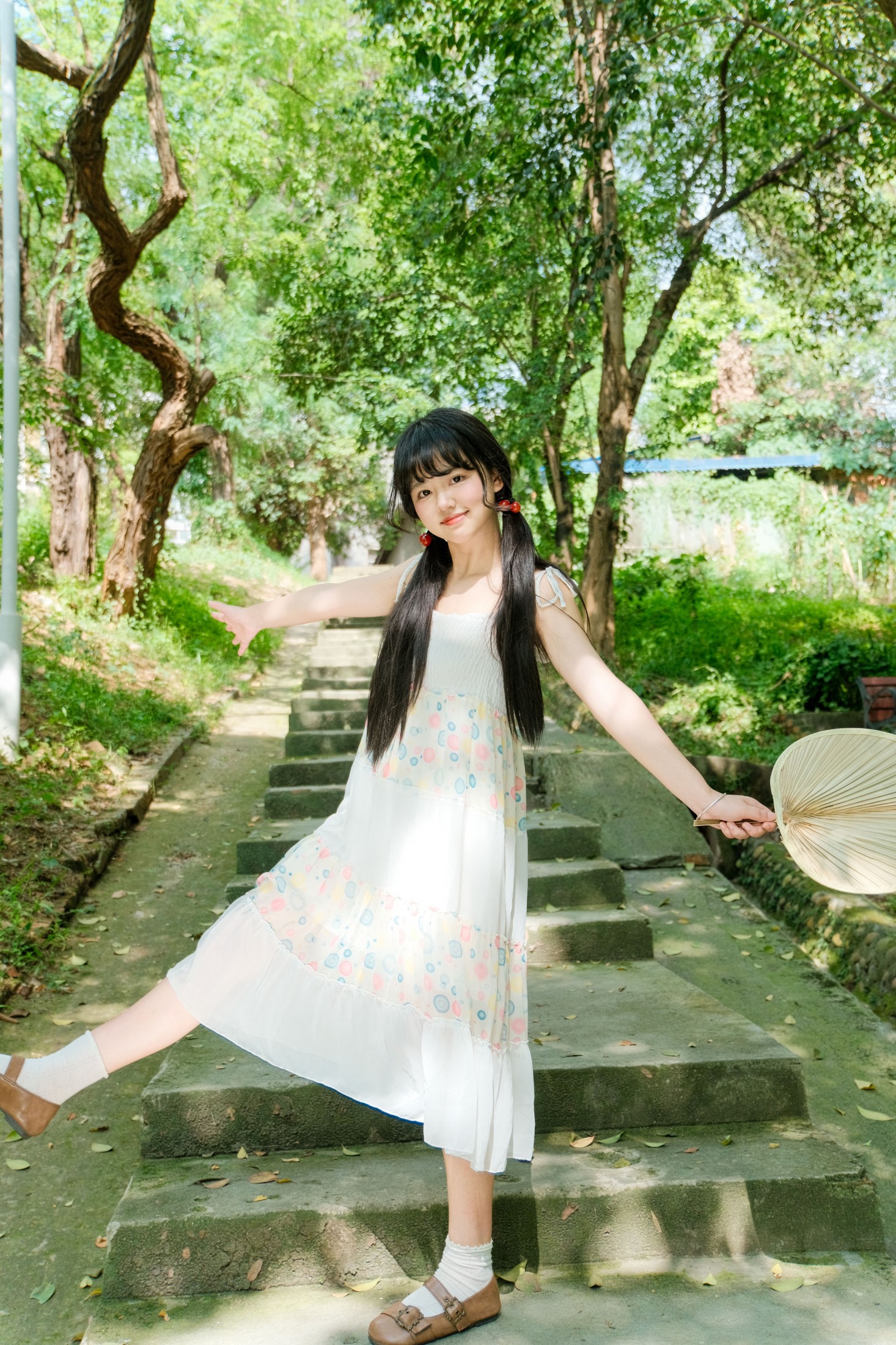 小梨花儿 – 《绿色夏日》[26P]